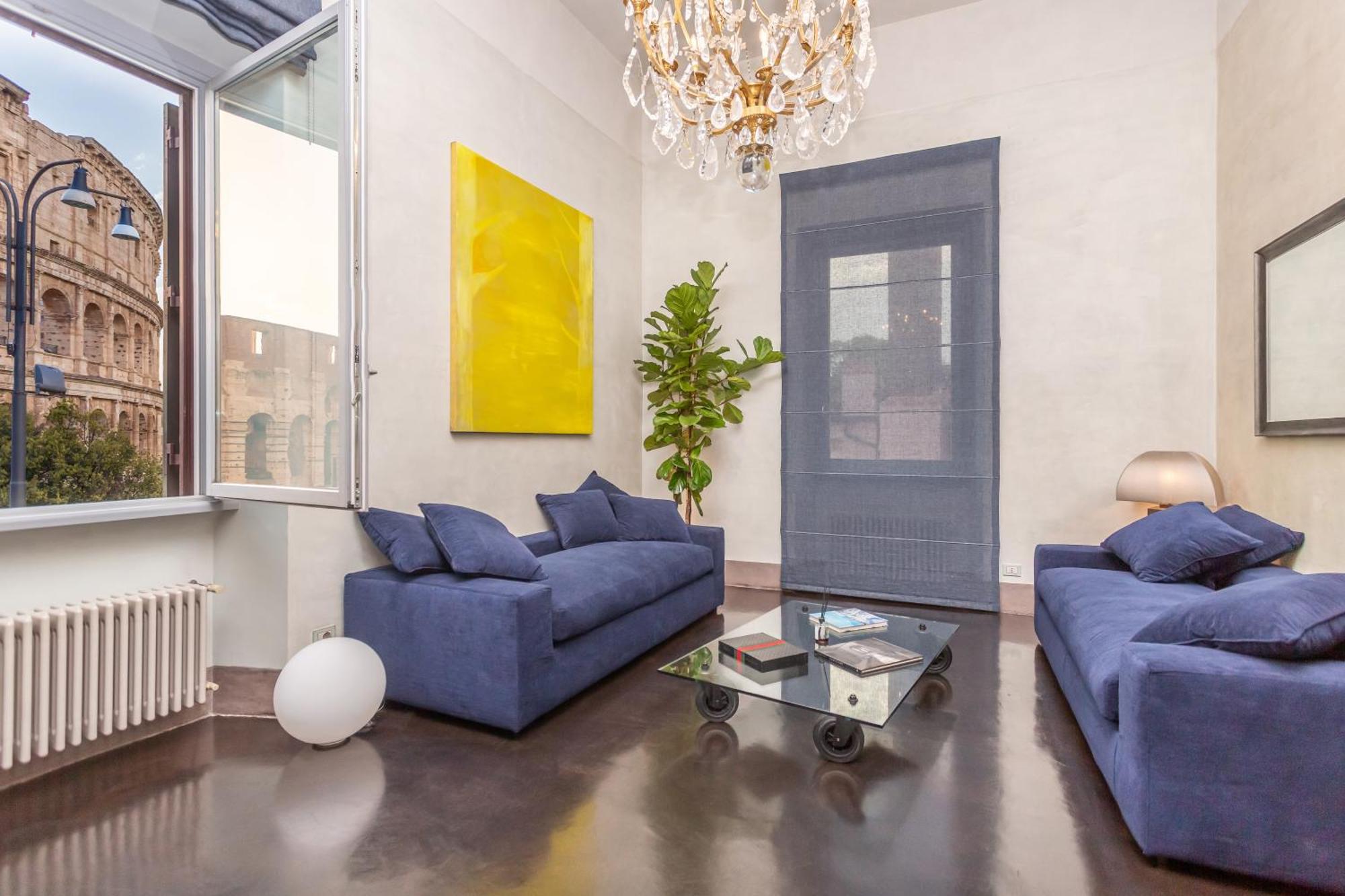 Iconic Apartment With Unique Colosseum View Рим Екстериор снимка